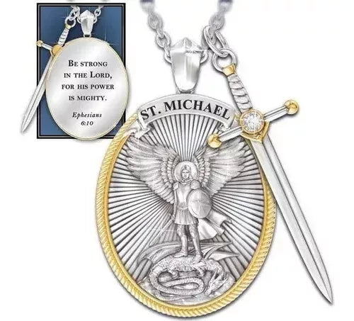 Cadena San Miguel Arcangel: material plata y baño en oro 18k